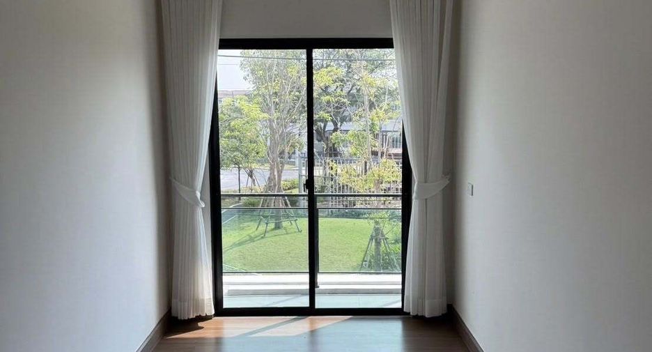 Haus zur Miete mit 4 Zimmer in Bang Phli, Samut Prakan