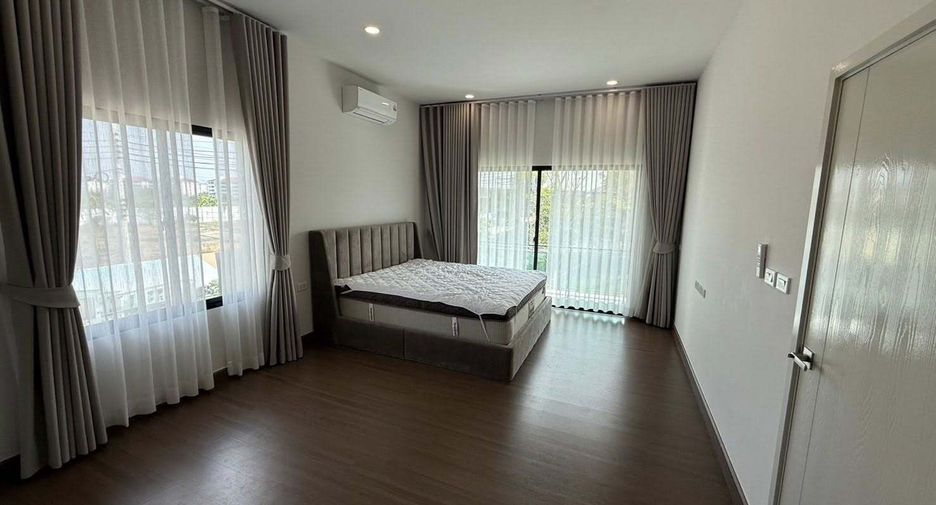 Haus zur Miete mit 4 Zimmer in Bang Phli, Samut Prakan