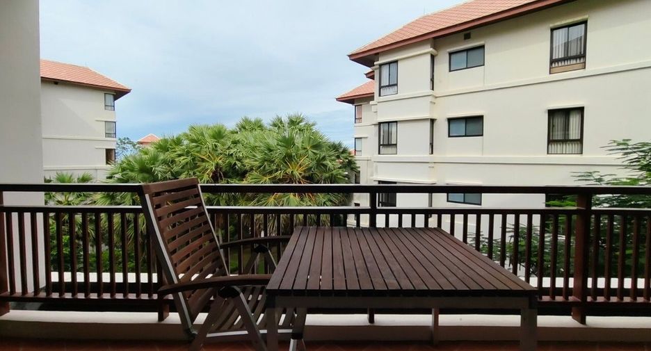 For rent 4 bedrooms condo in Pran Buri, Prachuap Khiri Khan