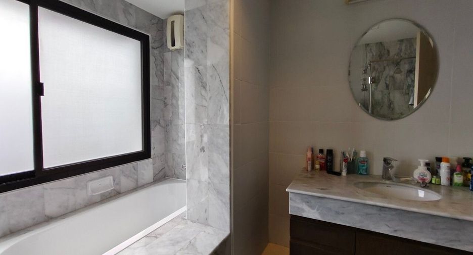 For rent 4 bedrooms condo in Pran Buri, Prachuap Khiri Khan