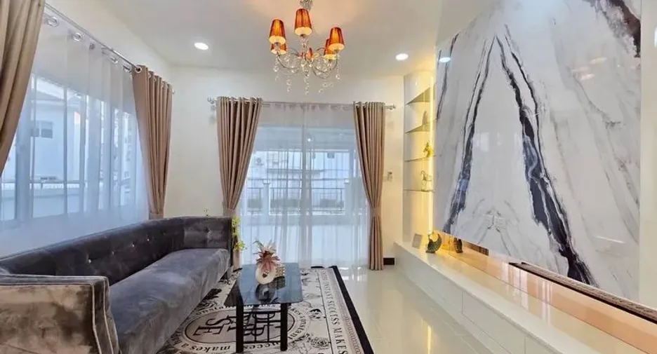For rent 4 bedrooms house in Bang Lamung, Chonburi