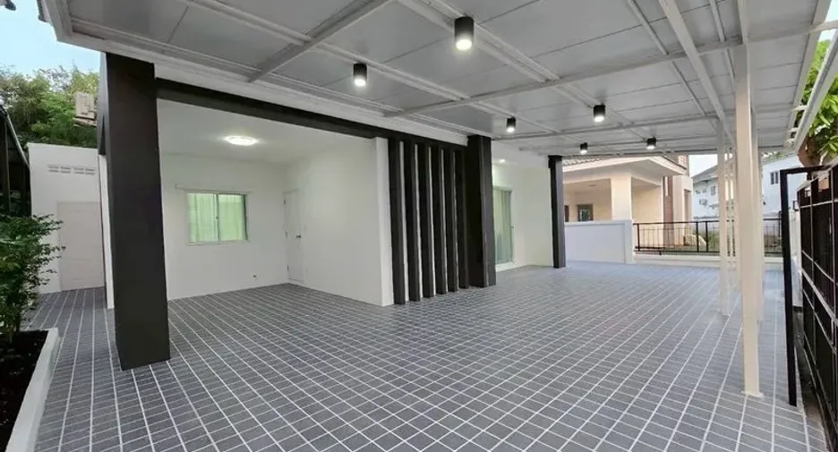 For rent 4 bedrooms house in Bang Lamung, Chonburi