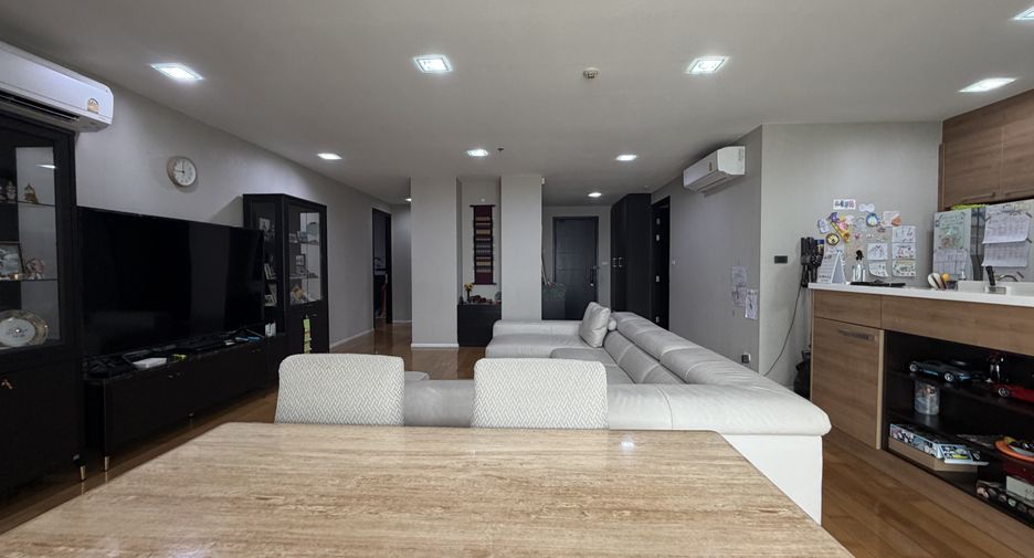 Аренда 2 спальни кондо в Щаттхана, Бангкок