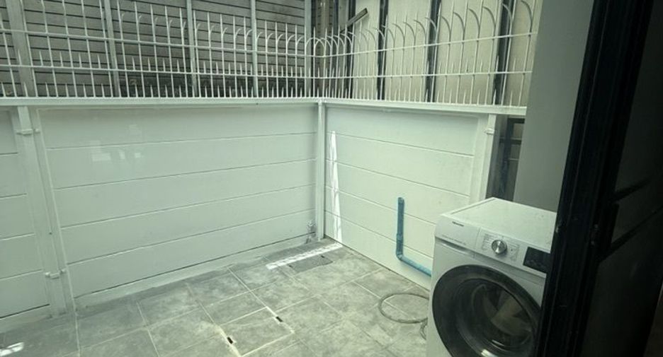 For rent 3 bedrooms townhouse in Bang Kapi, Bangkok
