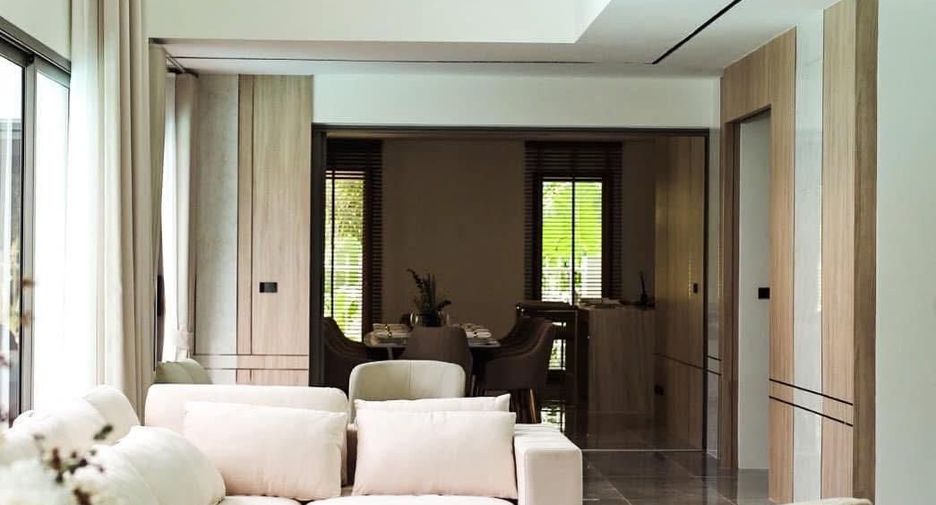 For rent 5 bedrooms villa in Kathu, Phuket