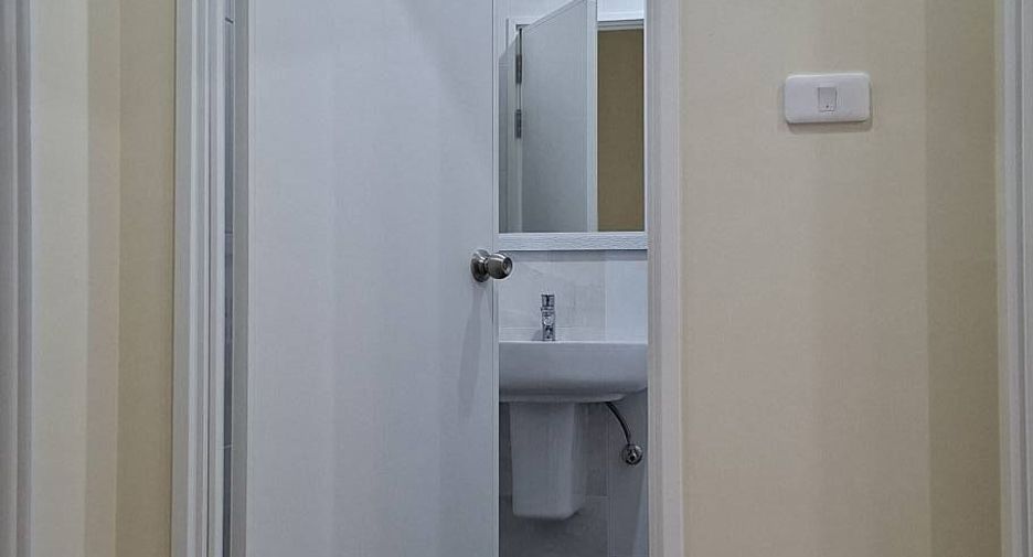 For rent 3 bedrooms house in Mueang Chiang Mai, Chiang Mai