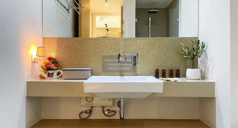 For rent 1 bed condo in Khlong Toei, Bangkok