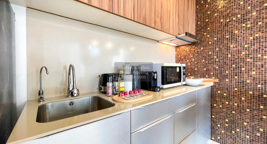 For rent 1 bed condo in Khlong Toei, Bangkok