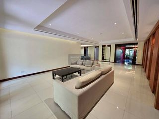 For rent 3 bedrooms condo in Sathon, Bangkok
