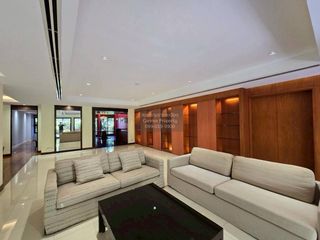 For rent 3 bedrooms condo in Sathon, Bangkok