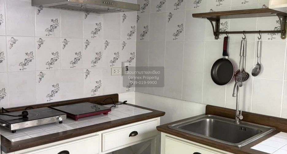 For rent 3 bedrooms townhouse in Bang Phli, Samut Prakan