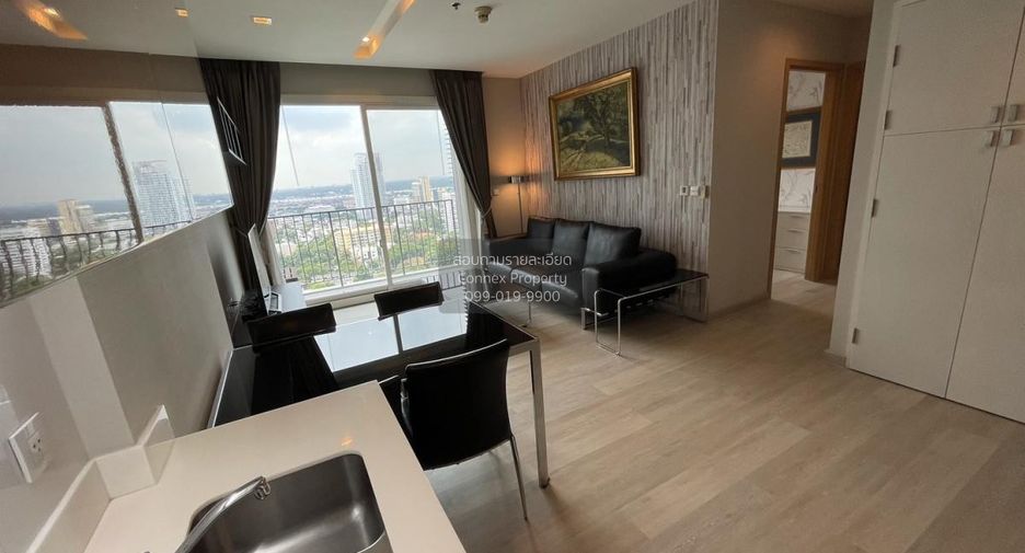 For rent 2 bedrooms condo in Khlong Toei, Bangkok