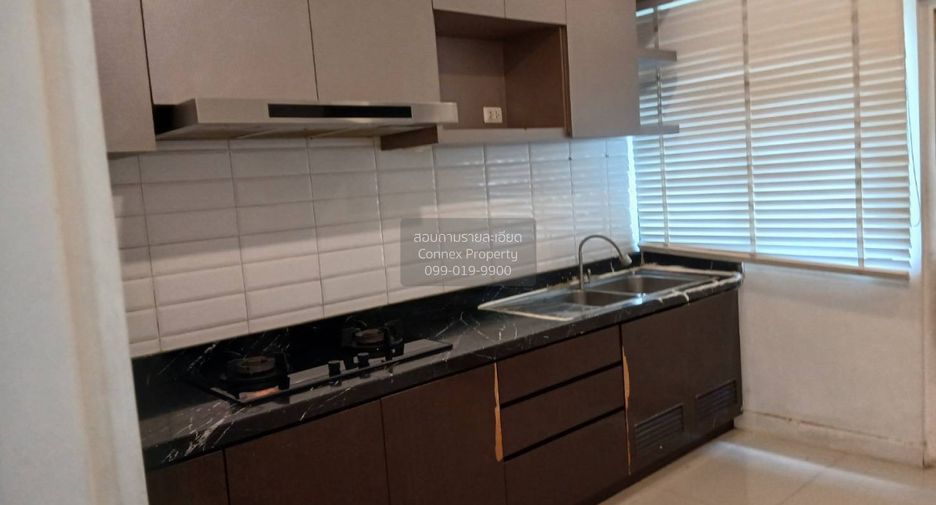Haus zur Miete mit 4 Zimmer in Prawet, Bangkok