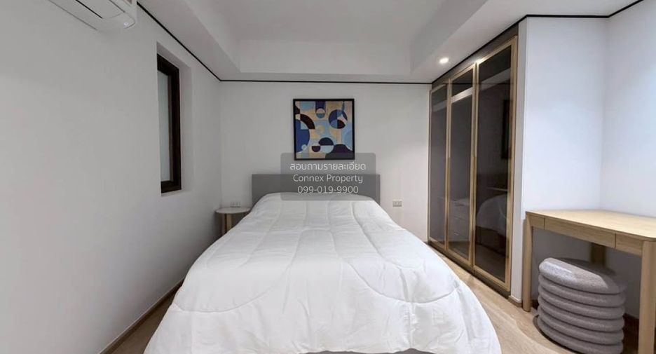 For rent 3 bedrooms condo in Watthana, Bangkok
