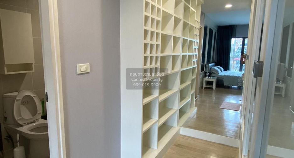 Condo en alquiler de 2 habitaciones en Khlong Toei, Bangkok