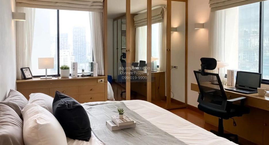 For rent 2 bedrooms condo in Khlong Toei, Bangkok