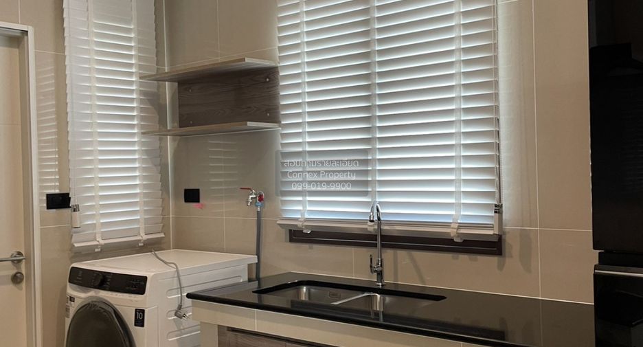 For rent 4 bedrooms house in Bang Kapi, Bangkok