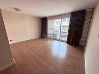 For rent 3 bedrooms townhouse in Rat Burana, Bangkok