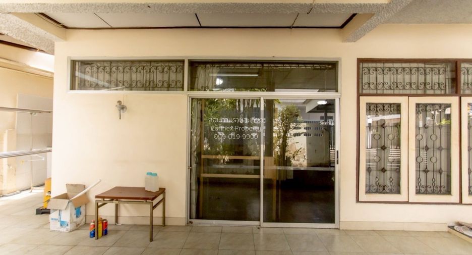For sale 4 ベッドルーム house in Lat Phrao, Bangkok