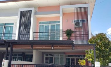 Продажа 3 спальни таунхаус в Банг Кхае, Бангкок