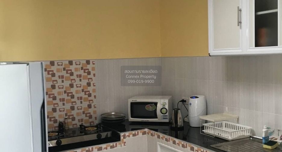 For sale 3 bedrooms townhouse in Bang Khae, Bangkok