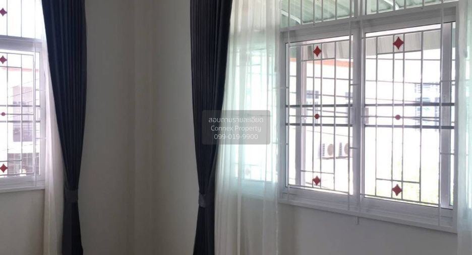 For sale 3 bedrooms townhouse in Bang Khae, Bangkok