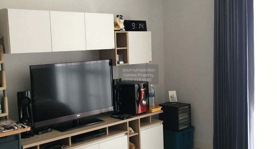 For sale 3 bedrooms townhouse in Bang Khae, Bangkok