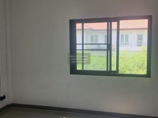 Продажа 2 спальни таунхаус в Лат Пхрао, Бангкок