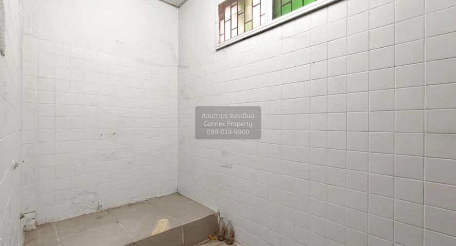 Casa adosada en venta de 4 habitaciones en Chom Thong, Bangkok