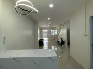 For sale 2 ベッドルーム townhouse in Sai Mai, Bangkok