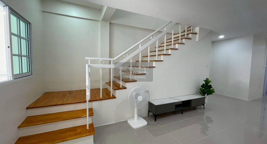 For sale 2 bedrooms townhouse in Sai Mai, Bangkok