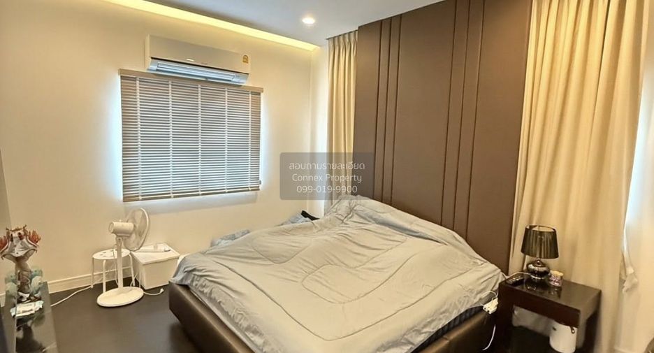 For sale 5 bedrooms house in Thawi Watthana, Bangkok
