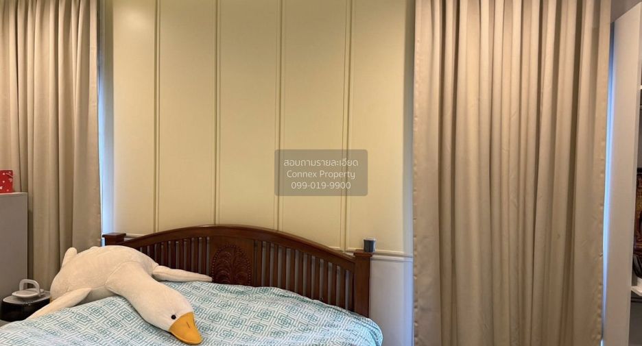 For sale 5 bedrooms house in Thawi Watthana, Bangkok