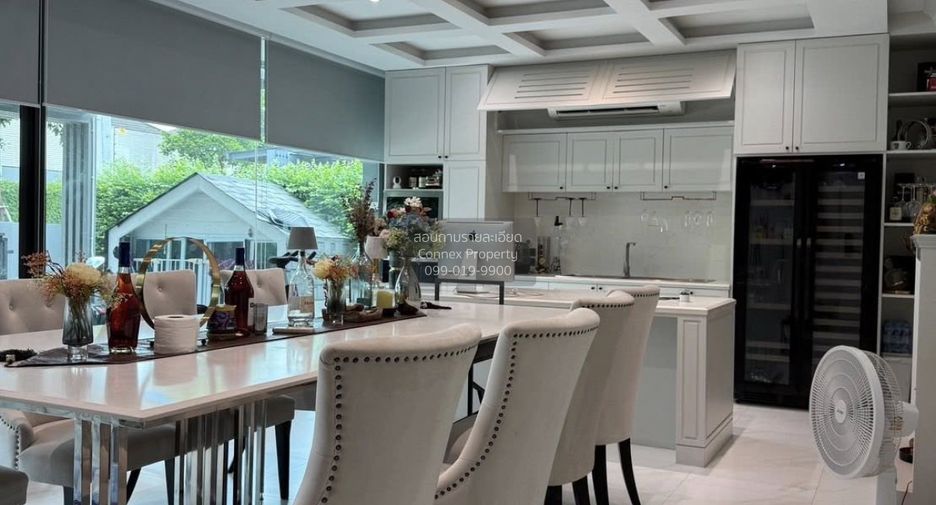 For sale 5 bedrooms house in Thawi Watthana, Bangkok