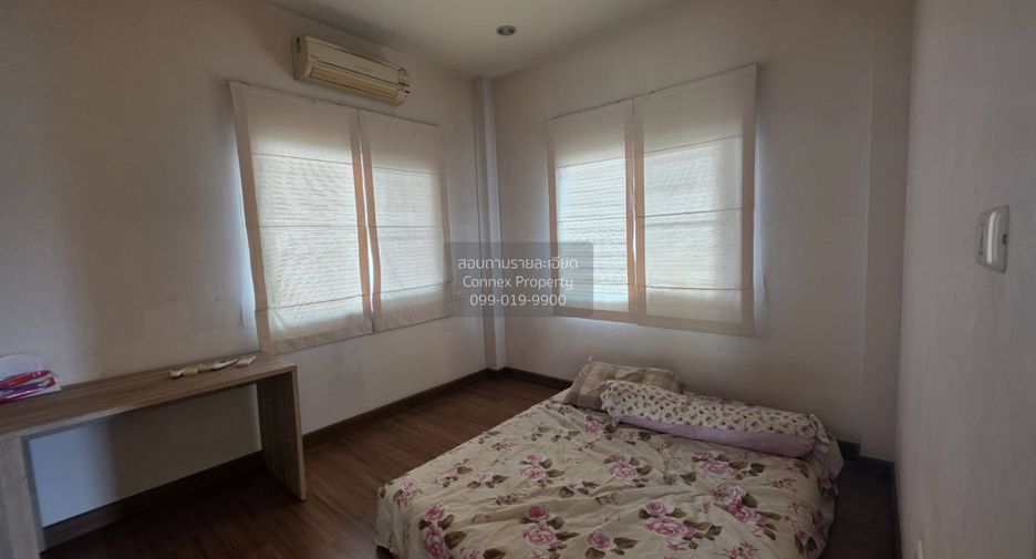 For sale 3 bedrooms house in Mueang Nonthaburi, Nonthaburi