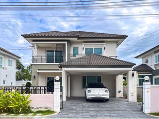 For sale 4 bedrooms house in Mueang Samut Sakhon, Samut Sakhon