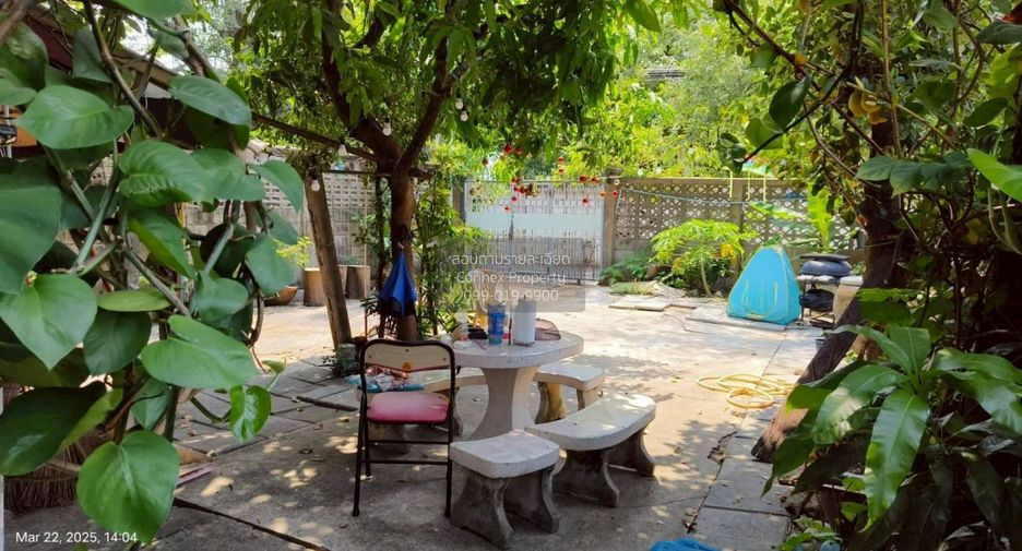 For sale 3 bedrooms house in Chatuchak, Bangkok