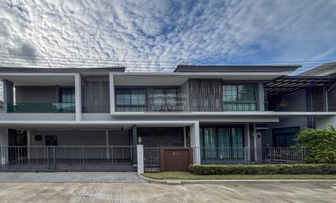 For sale 4 bedrooms house in Mueang Samut Sakhon, Samut Sakhon