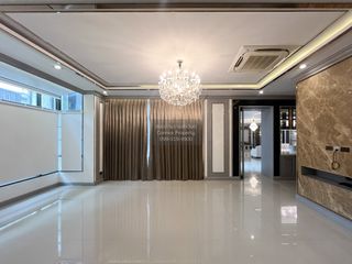 For sale 4 bedrooms house in Mueang Samut Sakhon, Samut Sakhon