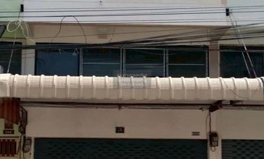 Local comercial en venta de 3 habitaciones en Wang Thonglang, Bangkok