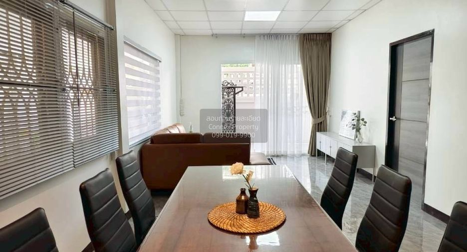 Haus zum Kauf mit 3 Zimmer in Lat Phrao, Bangkok