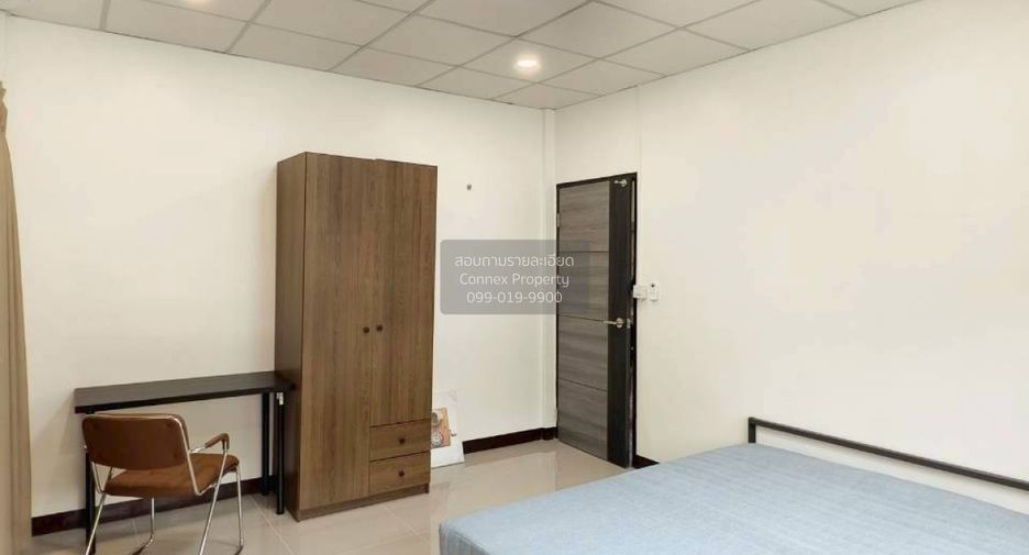 Haus zum Kauf mit 3 Zimmer in Lat Phrao, Bangkok