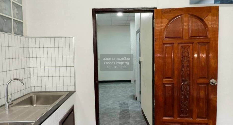 Haus zum Kauf mit 3 Zimmer in Lat Phrao, Bangkok