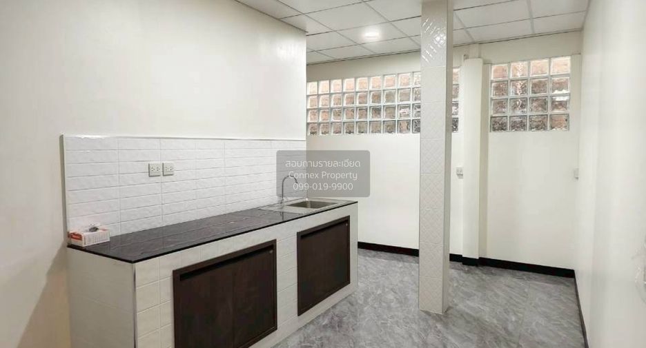 Haus zum Kauf mit 3 Zimmer in Lat Phrao, Bangkok