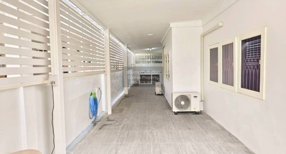 Haus zum Kauf mit 3 Zimmer in Lat Phrao, Bangkok