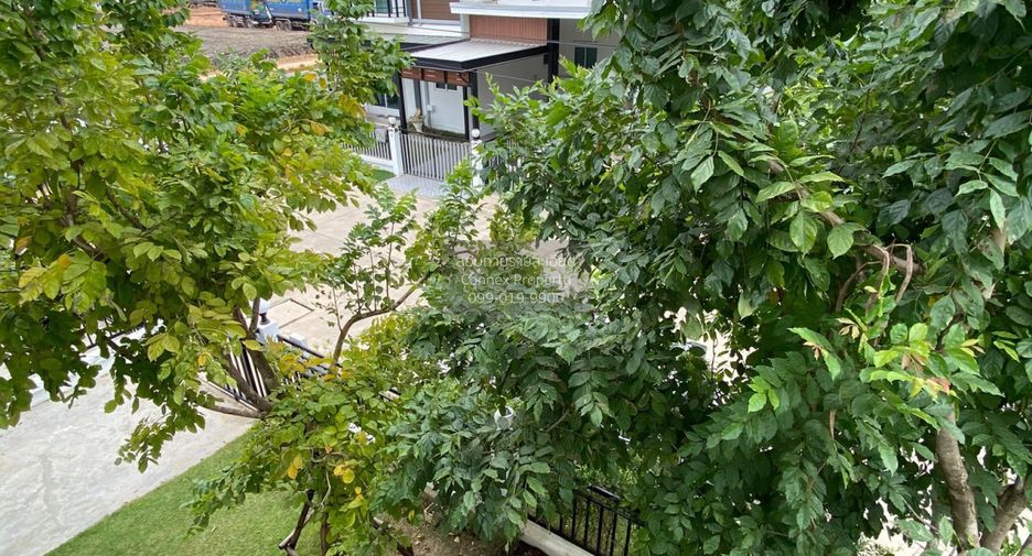 For sale 3 bedrooms house in Phra Samut Chedi, Samut Prakan