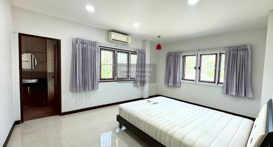 Haus zum Kauf mit 4 Zimmer in Suan Luang, Bangkok