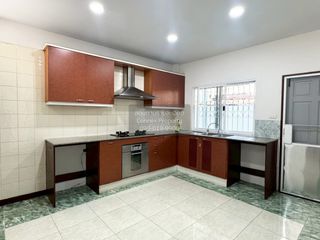 Продажа 4 спальни дом в Суан Луанг, Бангкок