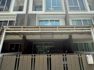 ขาย 3 ห้องนอน ทาวน์เฮ้าส์ ใน จตุจักร, กรุงเทพฯ