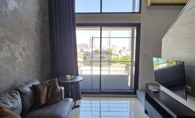 For sale 1 bed condo in Huai Khwang, Bangkok